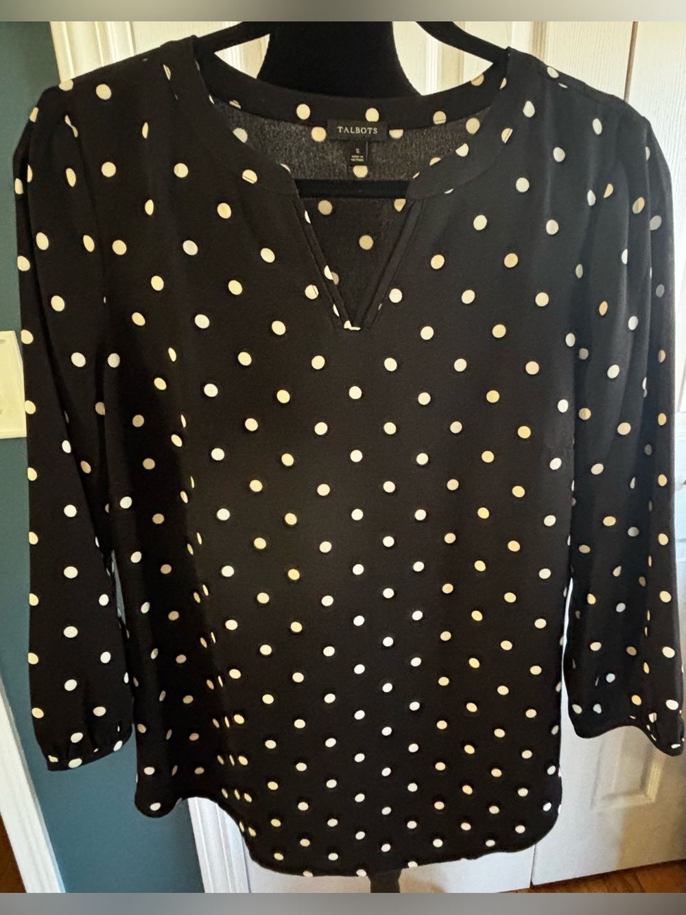 Talbots Black Polka Dot Long Sleeve V-Neck Blouse